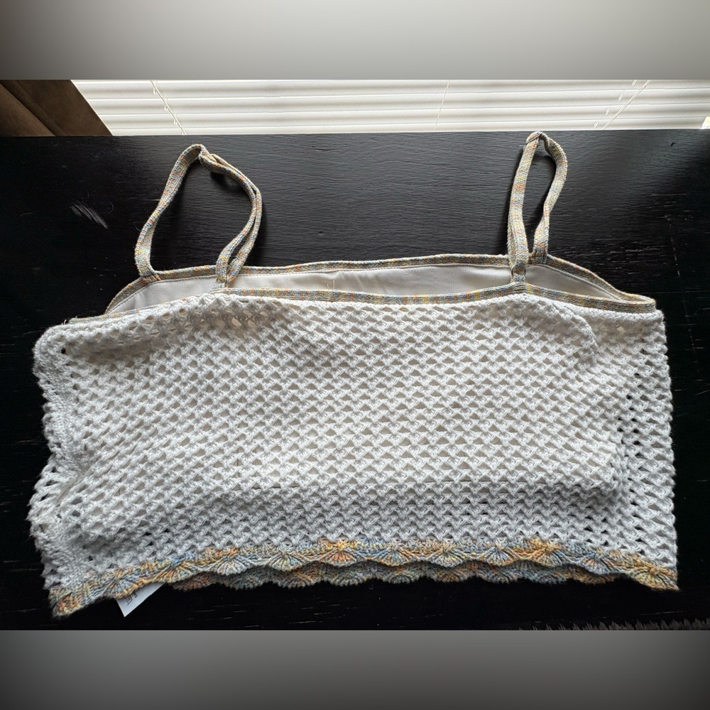 Abercrombie & Fitch White Crochet Top with Floral Accents “The Trevor Project” L - Picture 6 of 11